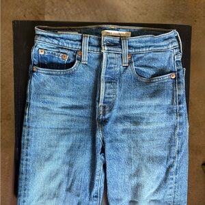 Levi's Women's Blue Skinny Jeans